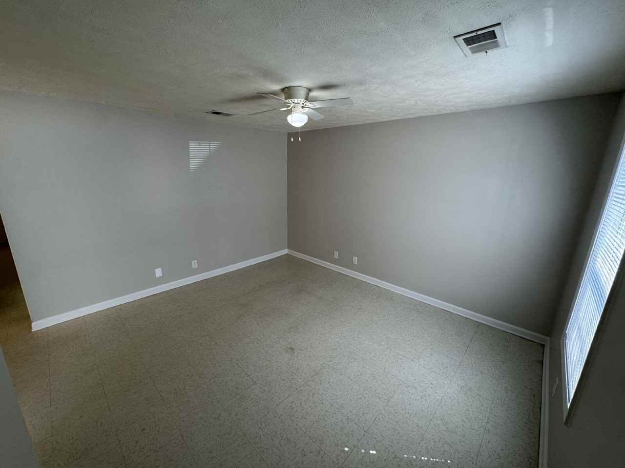 104A Tennessee Ave - Photo 2 of 13