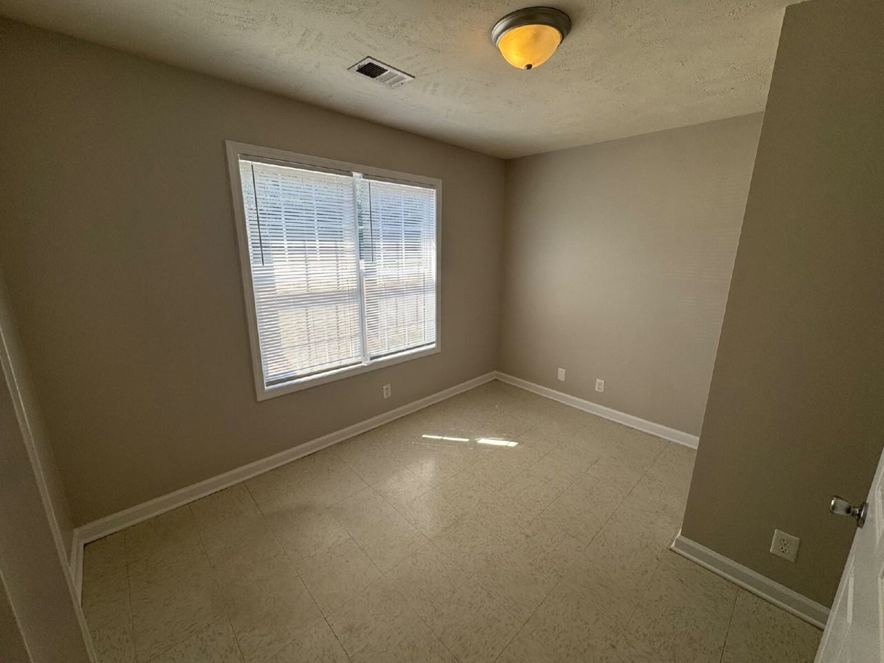 104A Tennessee Ave - Photo 6 of 13