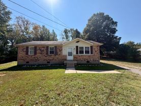335 Woodale Dr - Photo 1 of 1