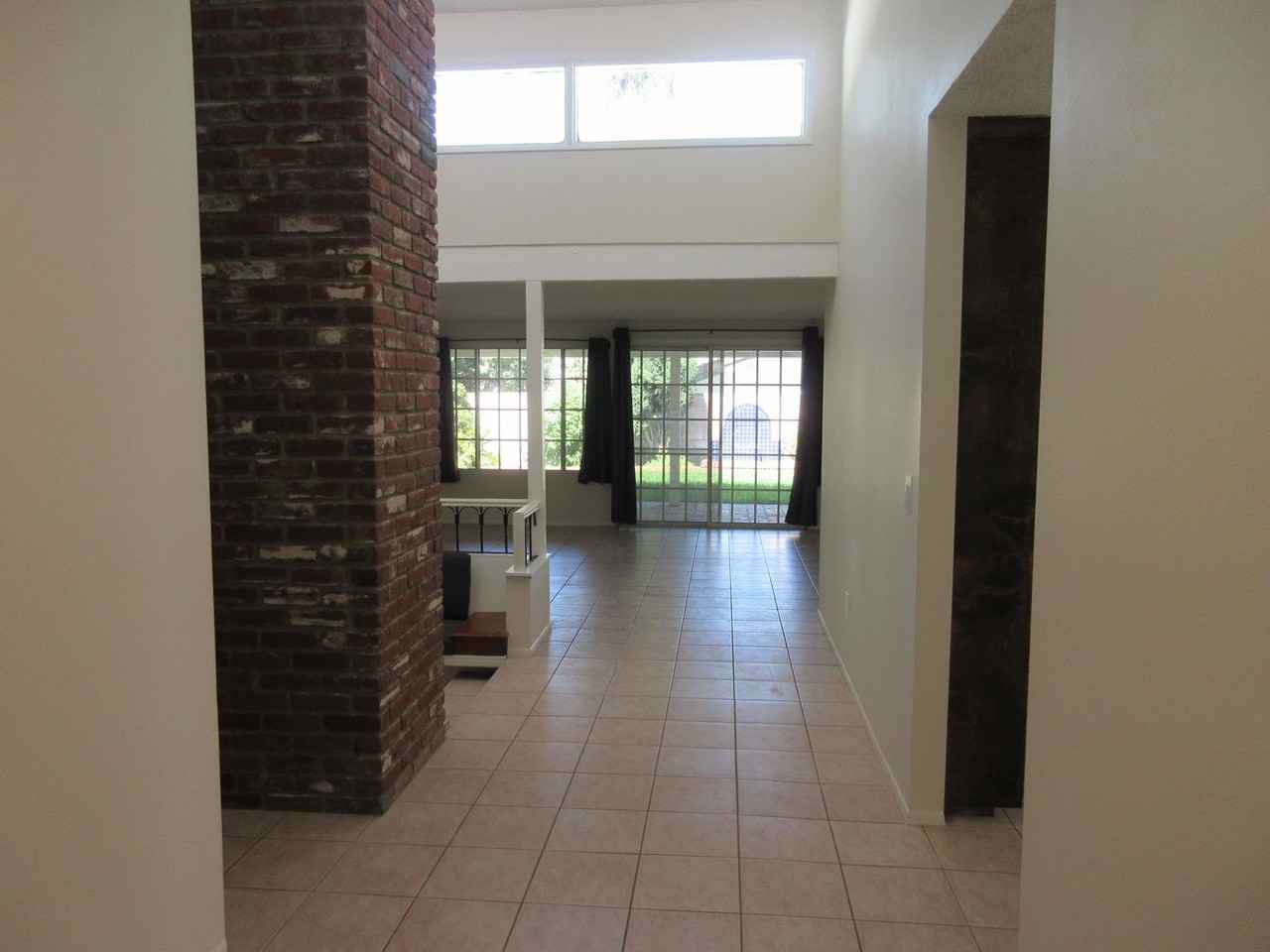 18715 Braemore Rd - Photo 3 of 40