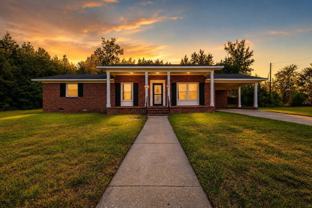 7401 Paxton Dr - Photo 1 of 1