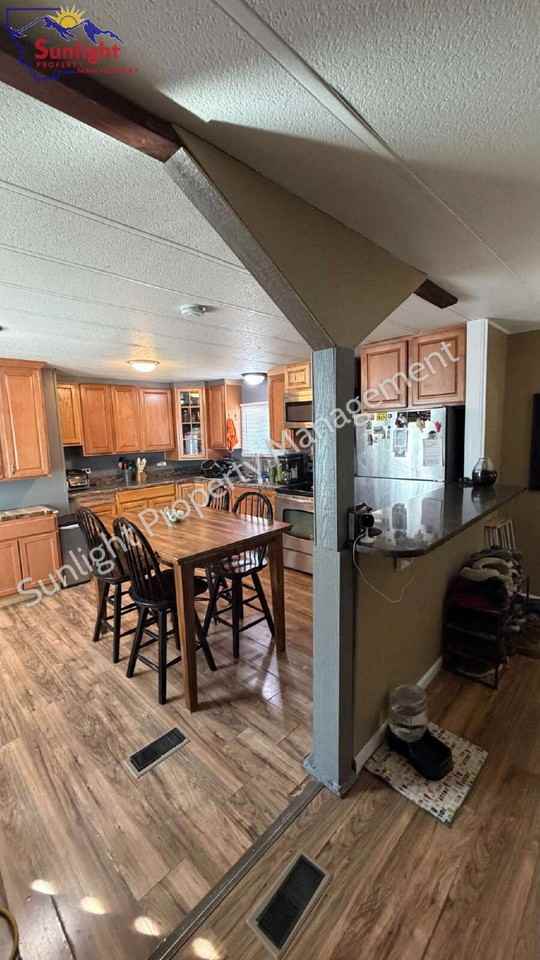 1100 Milwaukee Rd - Photo 3 of 11