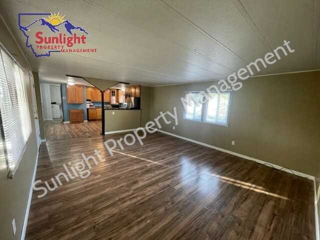 1100 Milwaukee Rd - Photo 4 of 11