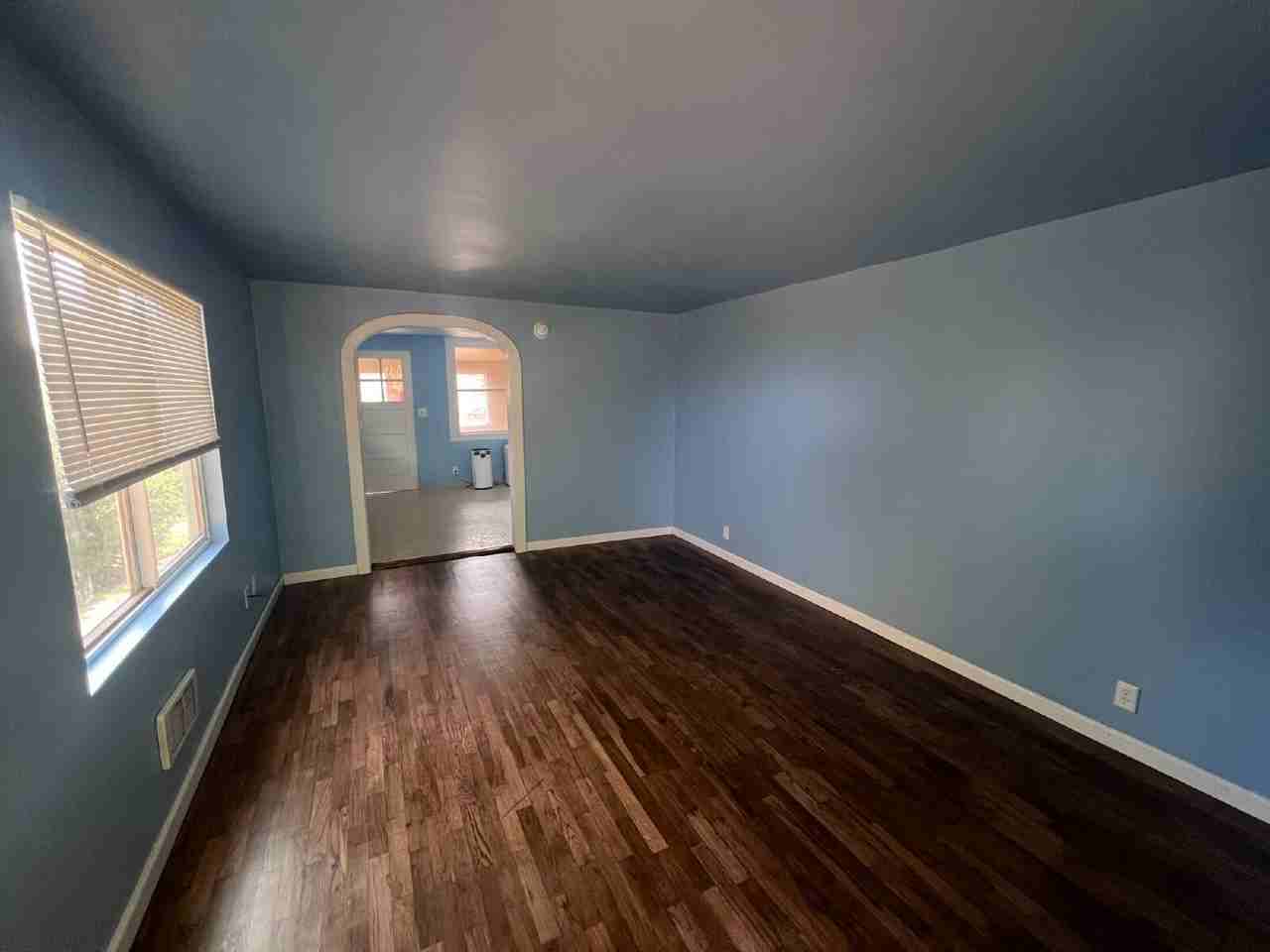 1222 1/2 Kelly Blvd - Photo 5 of 13