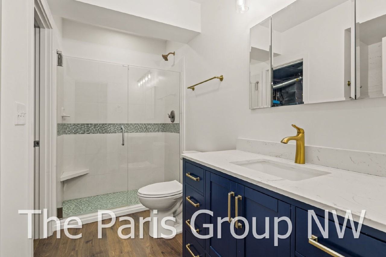 3626 23rd Ave W - Photo 5 of 49