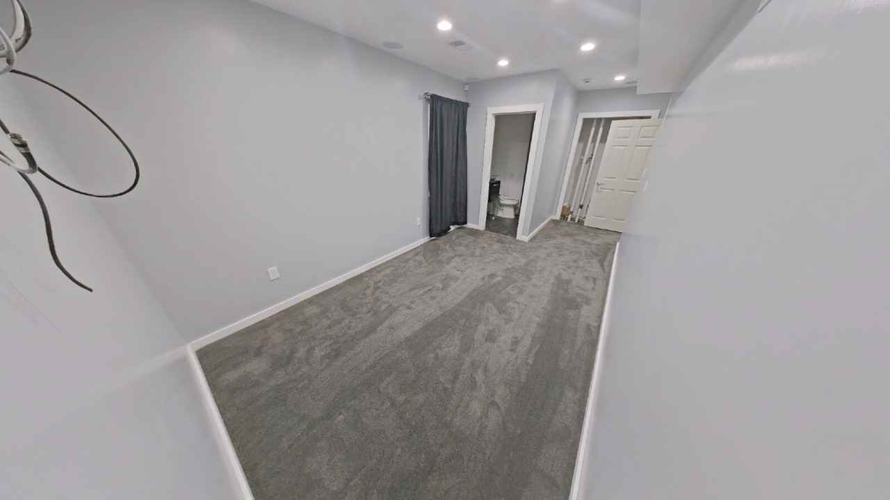 1423 Ruffner Ave - Photo 6 of 23