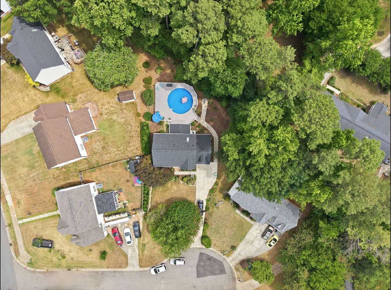 305 Tensaw Ct - Photo 3 of 38