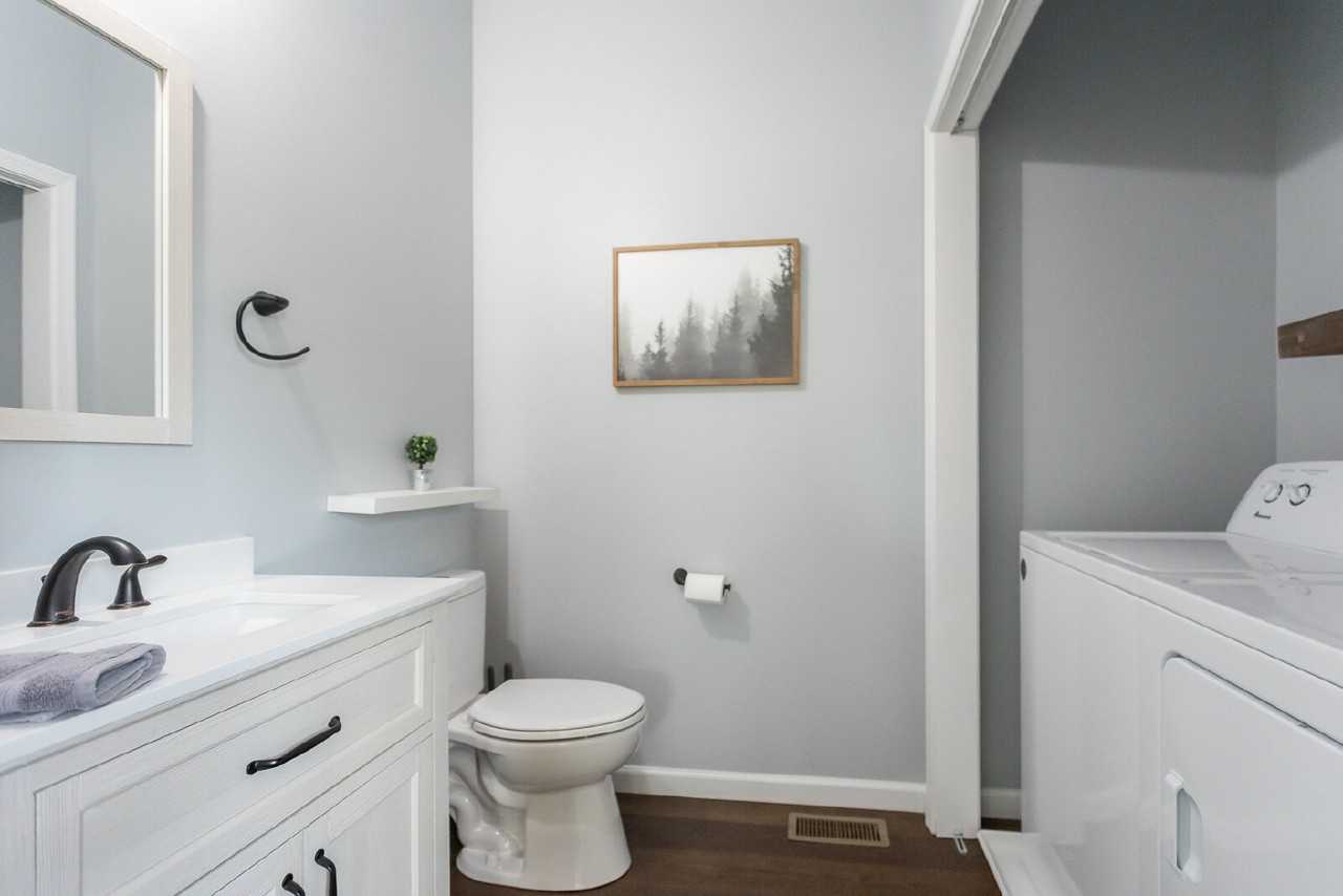 810 Denver Ave - Photo 6 of 20