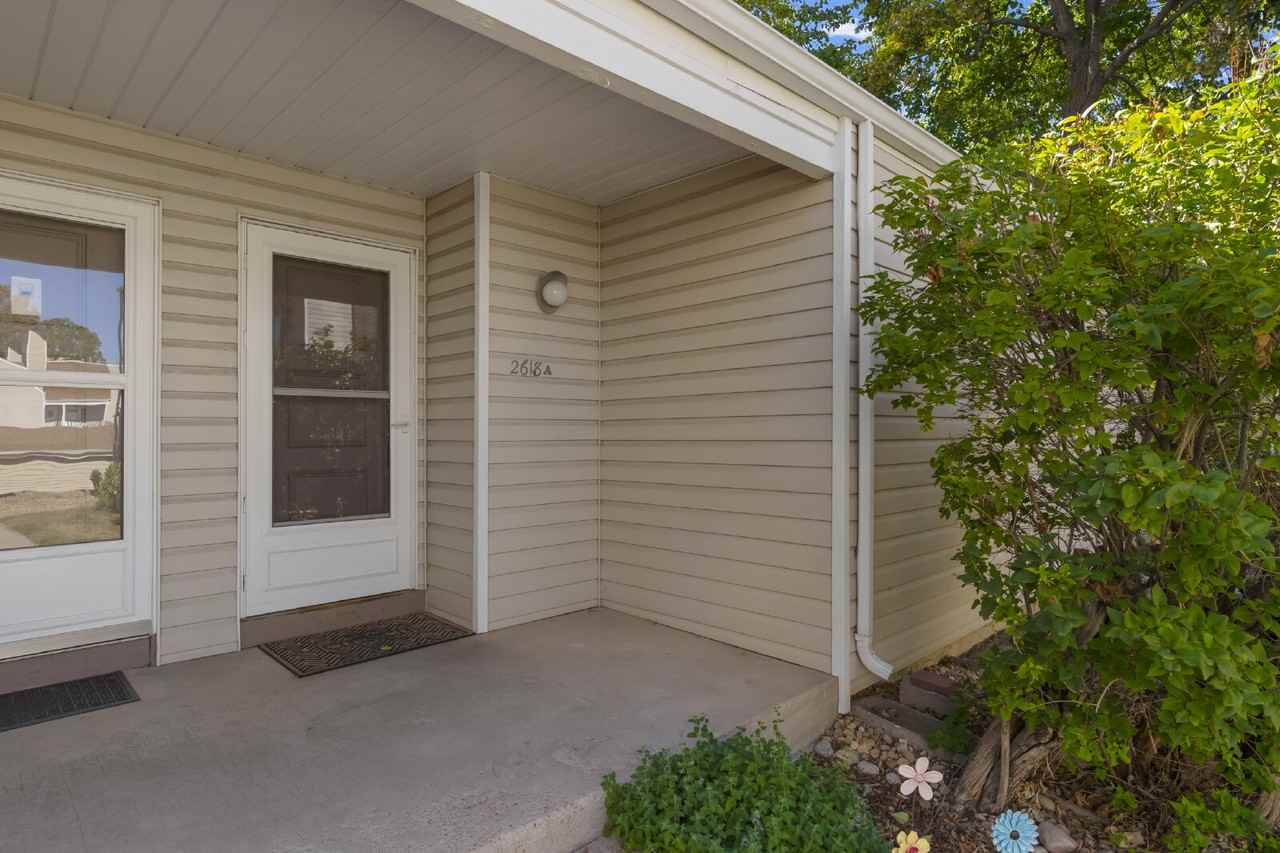 2618 S Xanadu Way #A - Photo 4 of 28