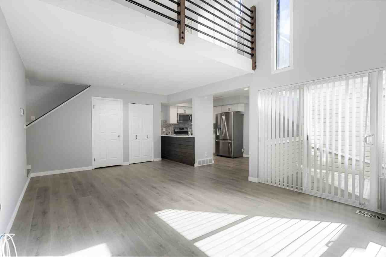 2618 S Xanadu Way #A - Photo 6 of 28