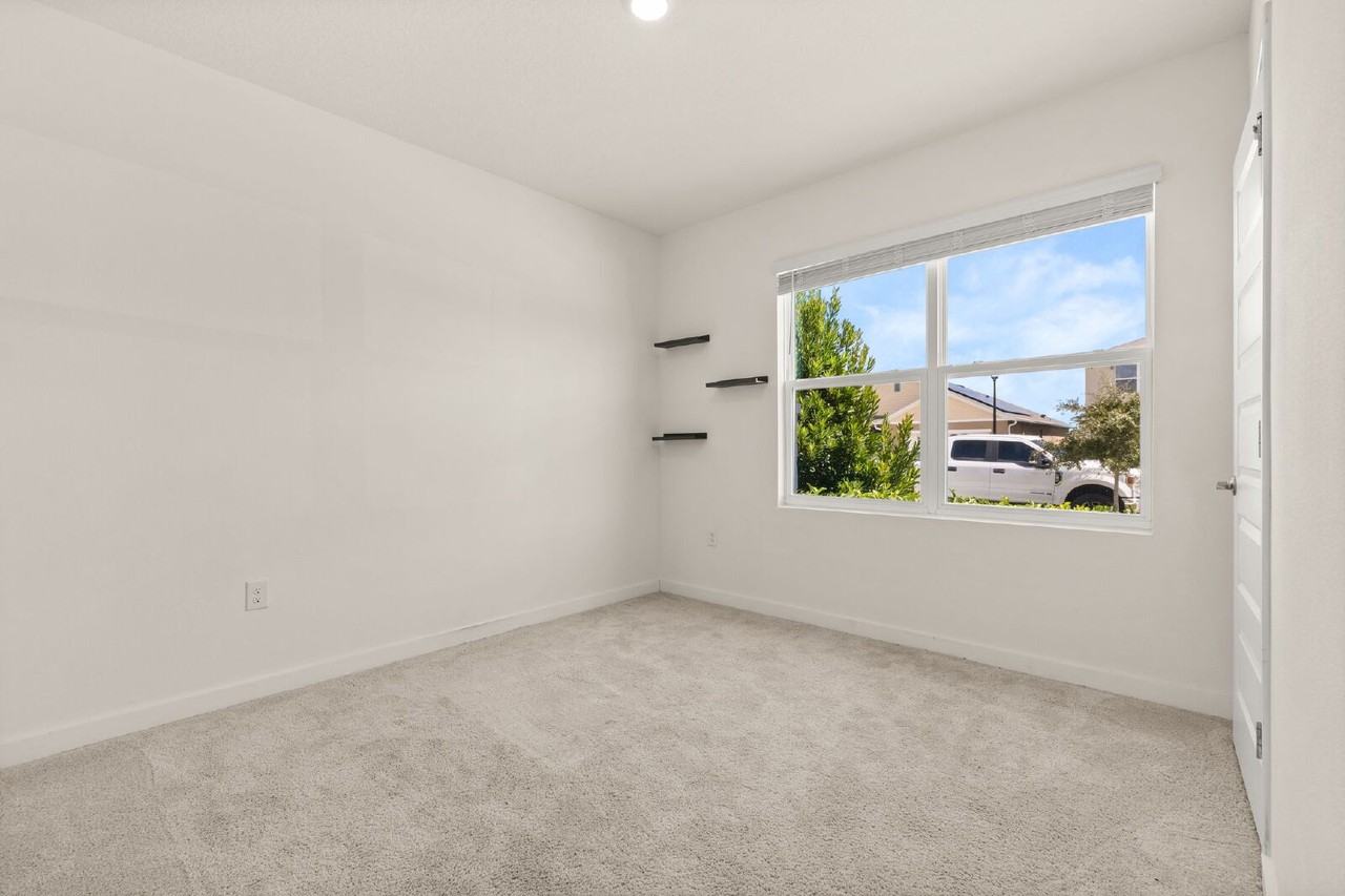 5154 Tana Ter - Photo 7 of 50