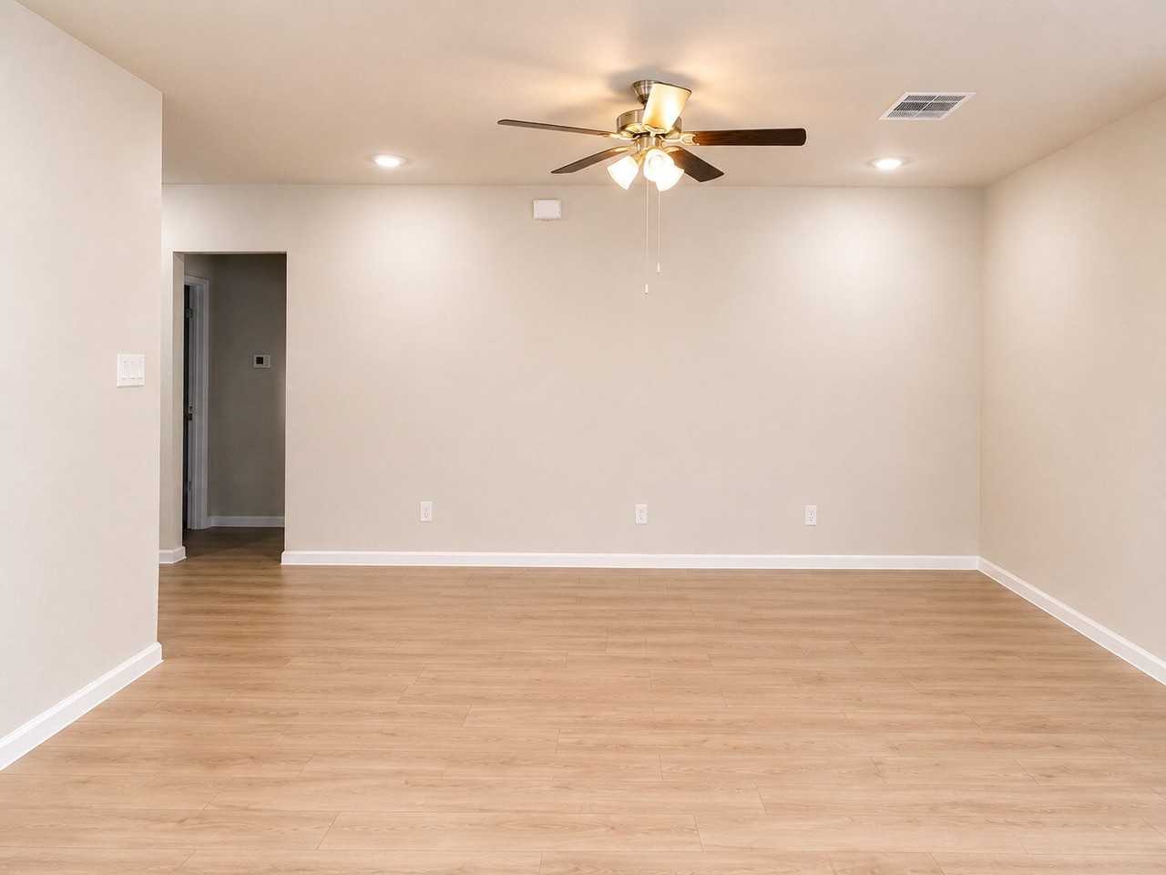 10620 Knox Landing Dr - Photo 2 of 9
