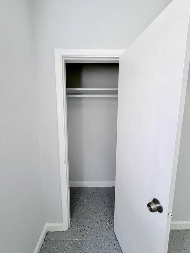 1007 N Tamarind Ave #2 - Photo 7 of 11