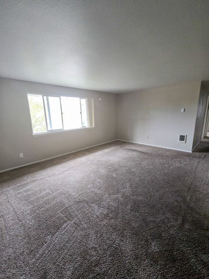 351-359 Glen Creek Rd NW - Photo 3 of 33