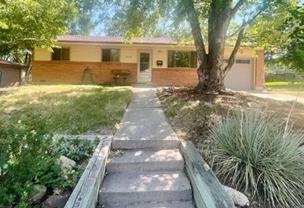 850 37th St - Photo 1 of 1
