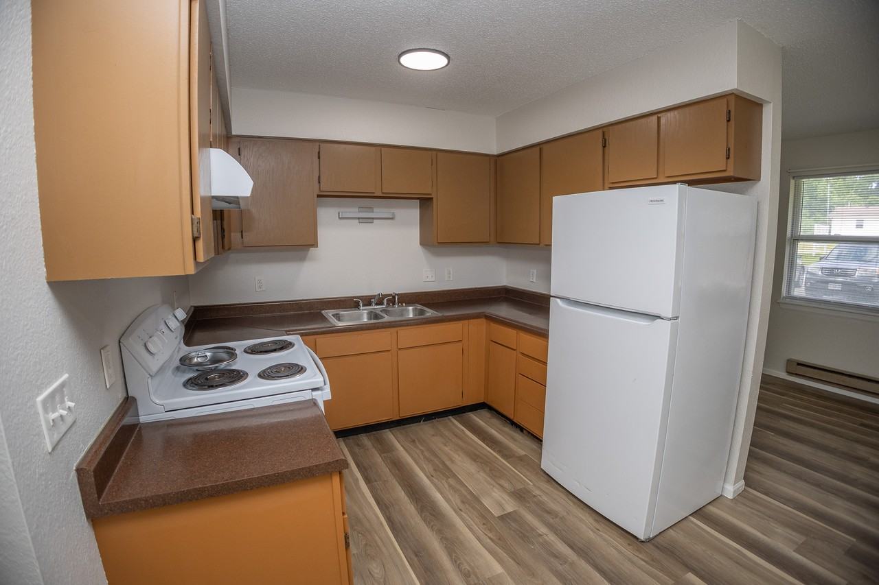 4819 Marion Street - Photo 2 of 14