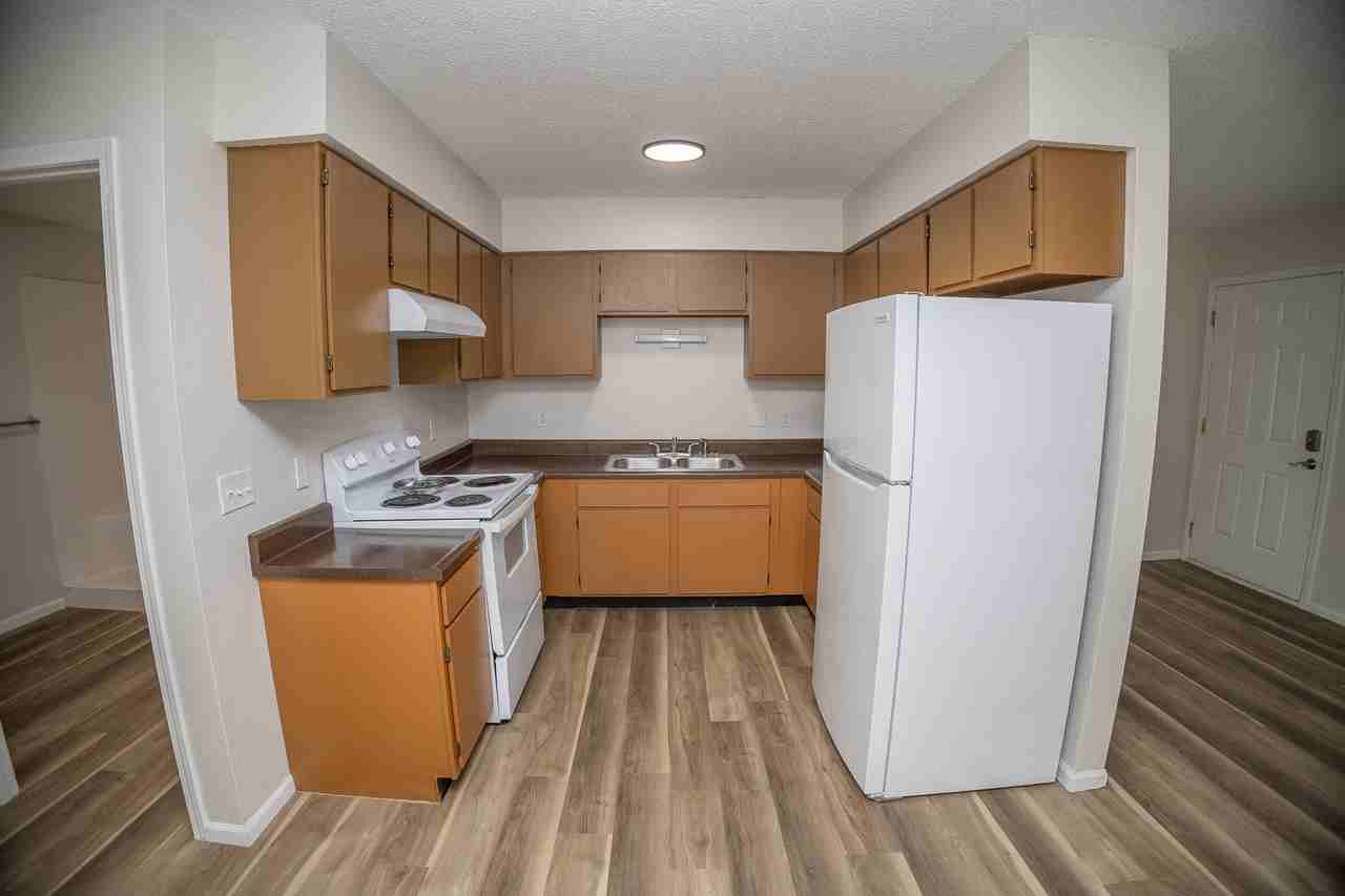 4819 Marion Street - Photo 3 of 14