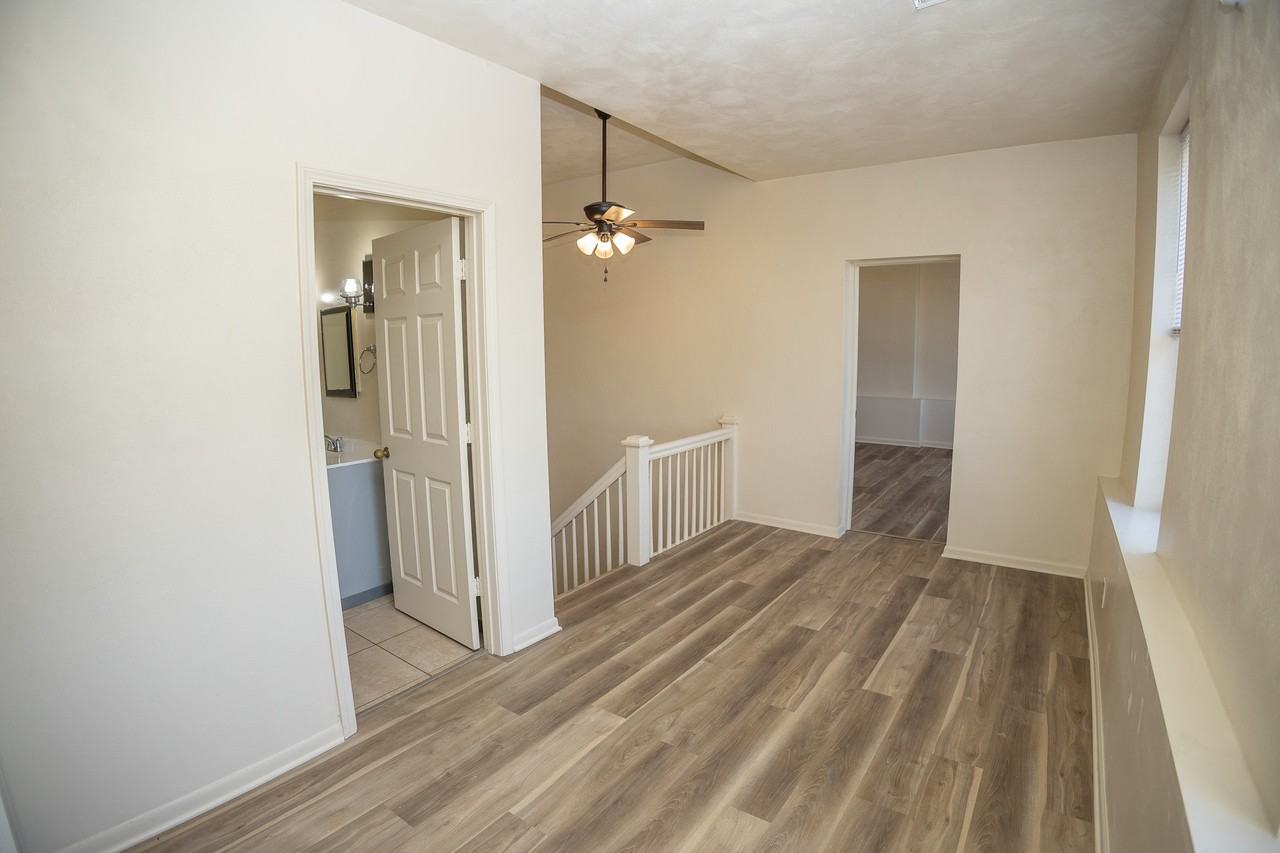 901 Jackson Street - Photo 6 of 18