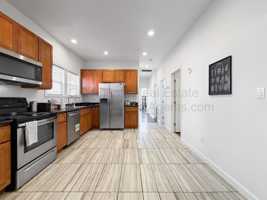 featured image of 1532 32nd St