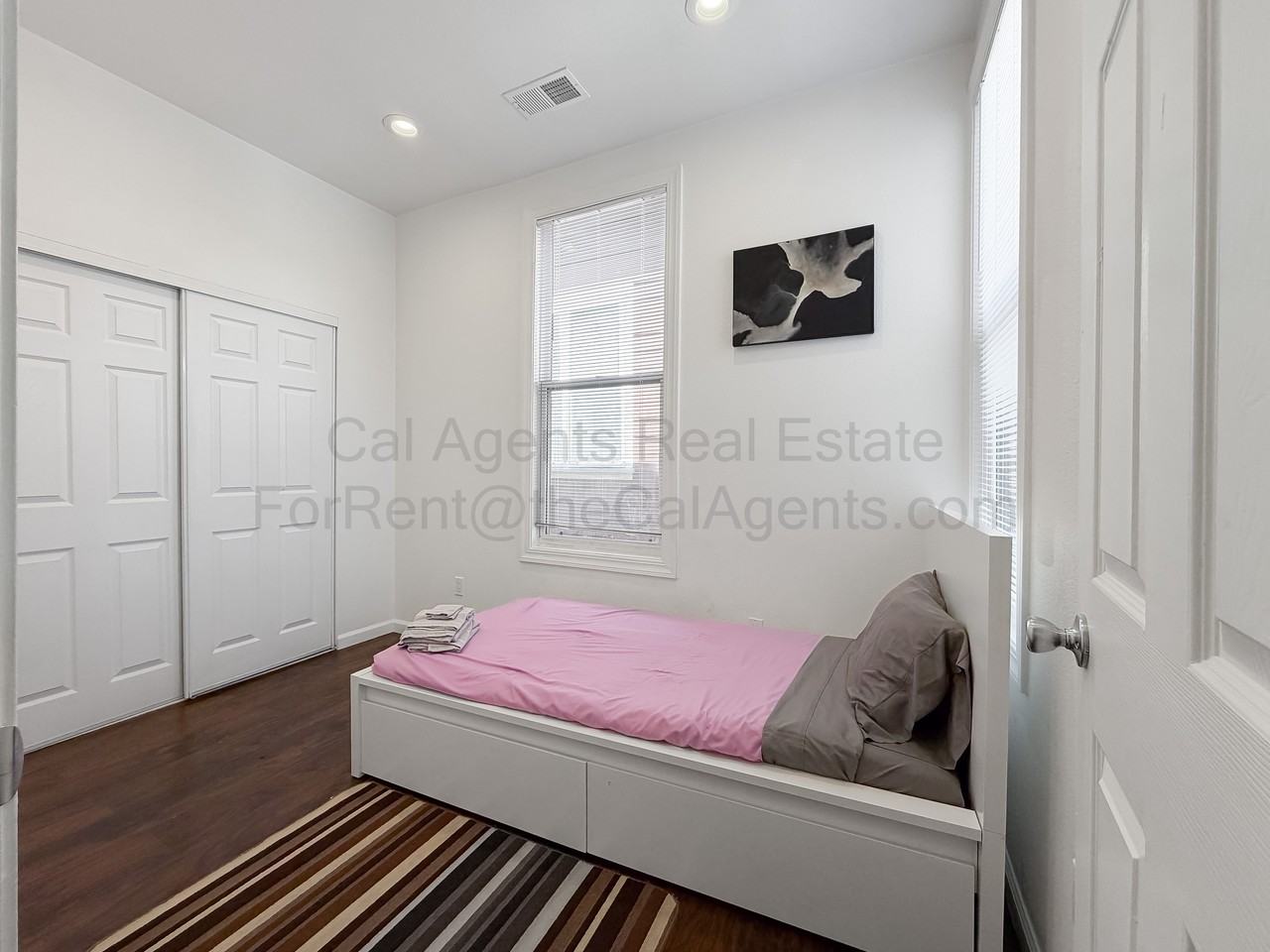 1532 32nd Street - Photo 5 of 15
