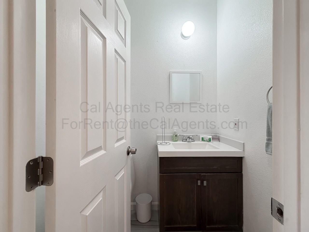 1532 32nd Street - Photo 7 of 15