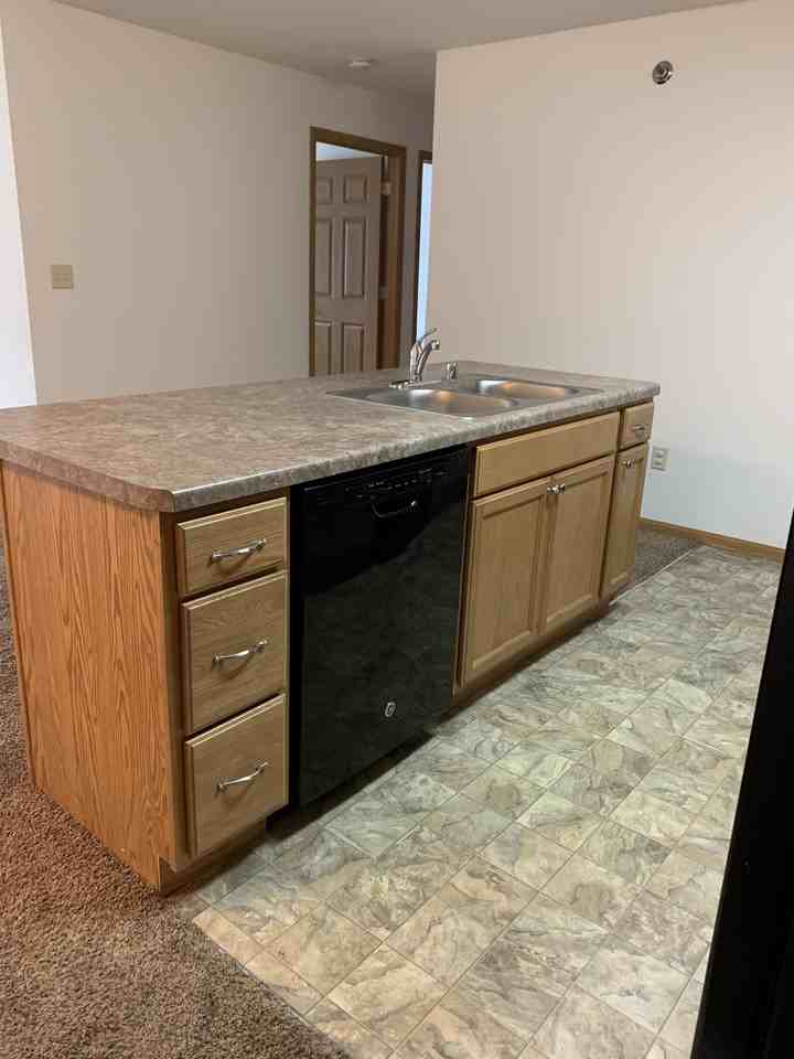 Cardinal Apartments - Photo 3 of 23