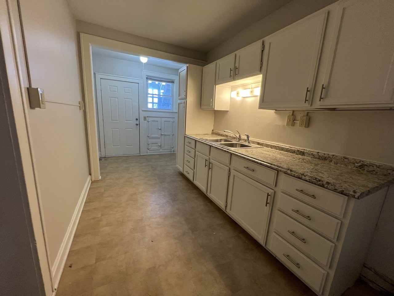 853 Barnett Avenue - Photo 6 of 11
