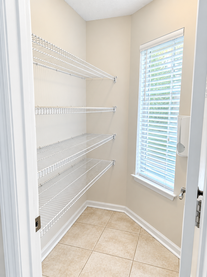 212 Finn Cir - Photo 4 of 14