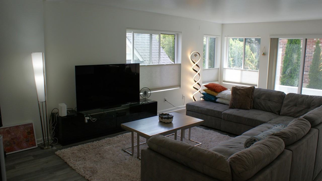 155 Aloha Street - Photo 3 of 27