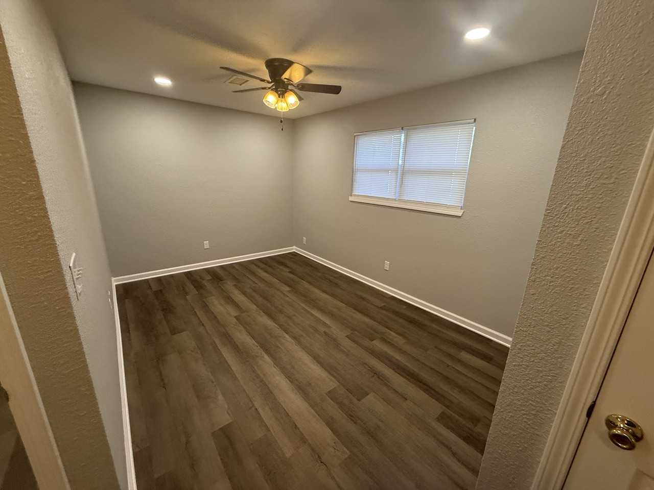 1512 South Meridian Avenue - Photo 4 of 5
