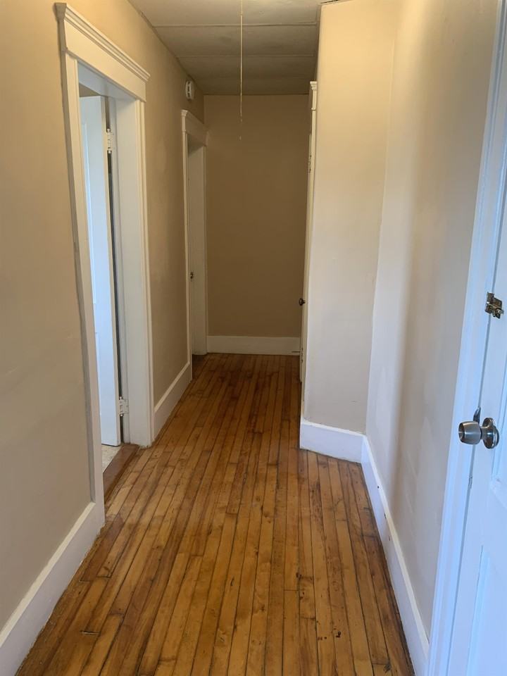 3 Negus St, Webster, MA 01570 - Photo 3 of 25
