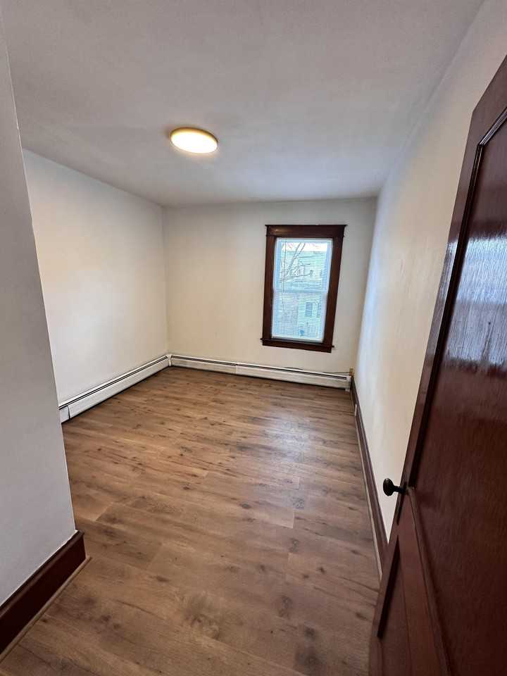40 North Avenue - Photo 5 of 8