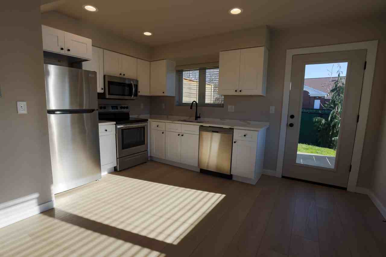2710 Grand Prairie Road Southeast - Photo 4 of 50