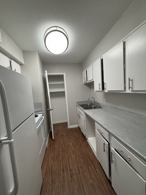 Vista De Palmas Apartments - Photo 3 of 12