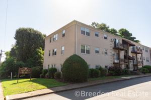 featured image of 239 Maple St