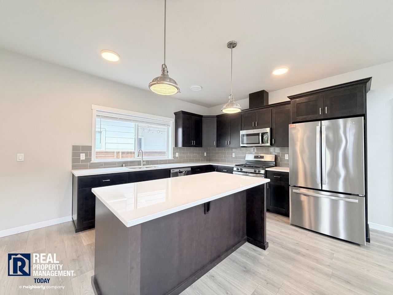 13217 189th Ave E - Photo 2 of 32