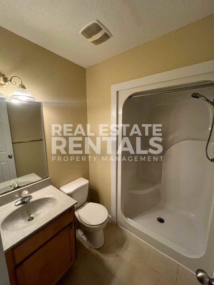 College Heights - Photo 5 of 15
