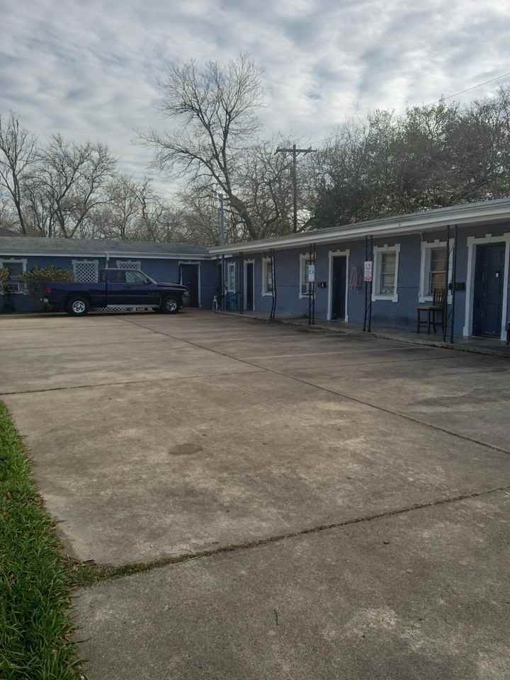 Texas Ave - Photo 2 of 12