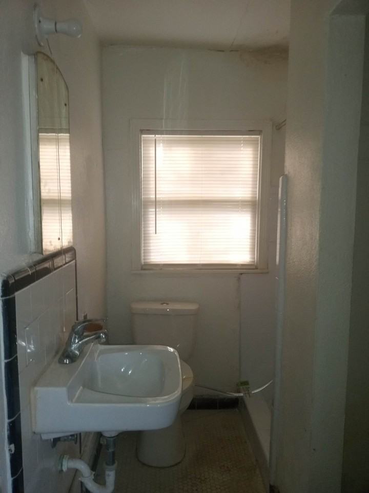 Texas Ave - Photo 5 of 12