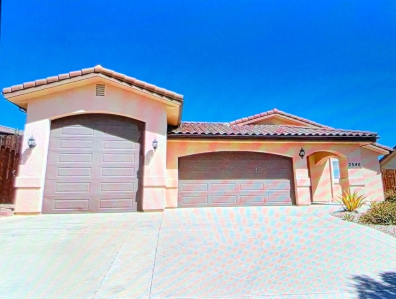 3540 Lakeside Village Dr - Photo 2 of 4