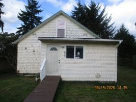 featured image of 927 W Schley St