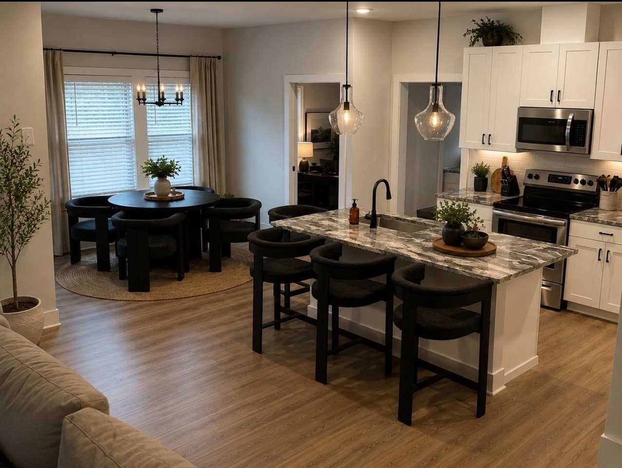 15 Beacon Hill Rd - Photo 3 of 13