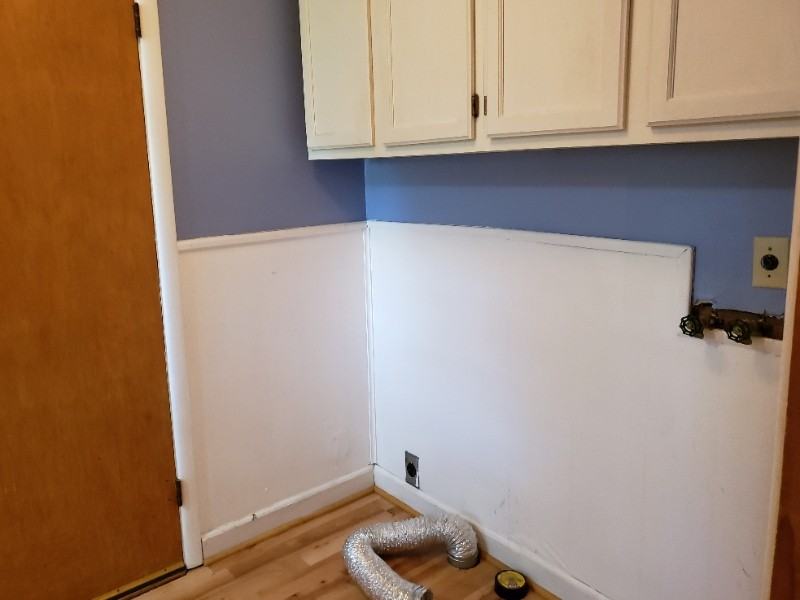 563 S Kokomo Ave - Photo 4 of 14