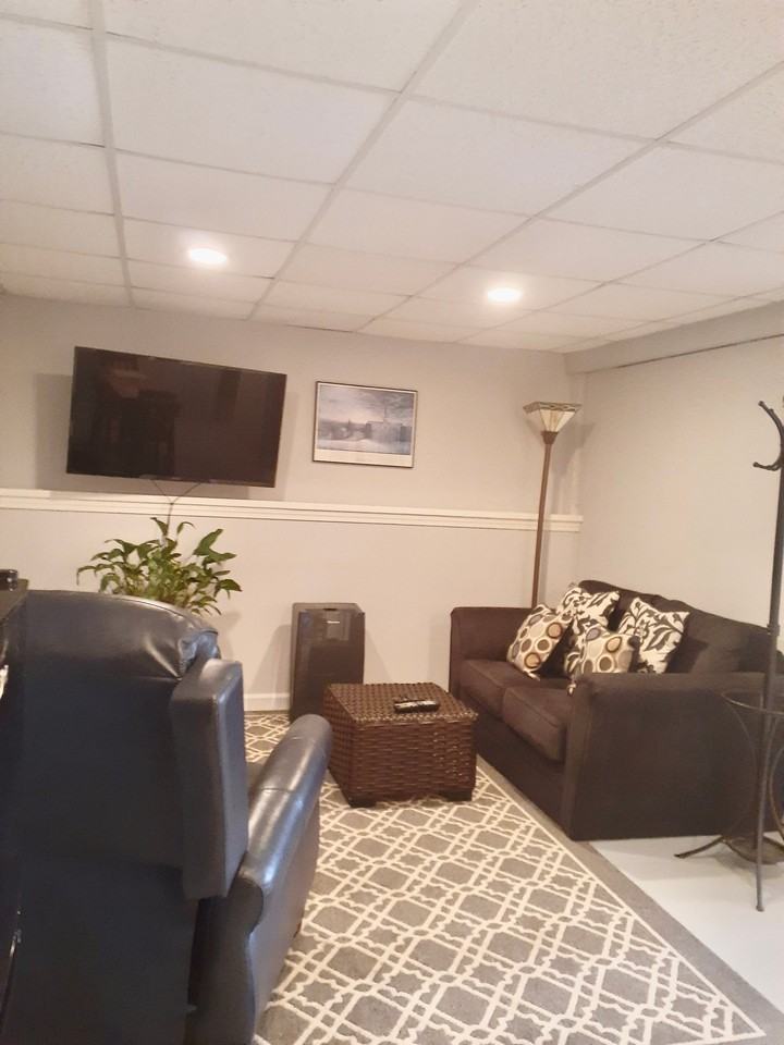 1 Scribner Hill Rd - Photo 4 of 10