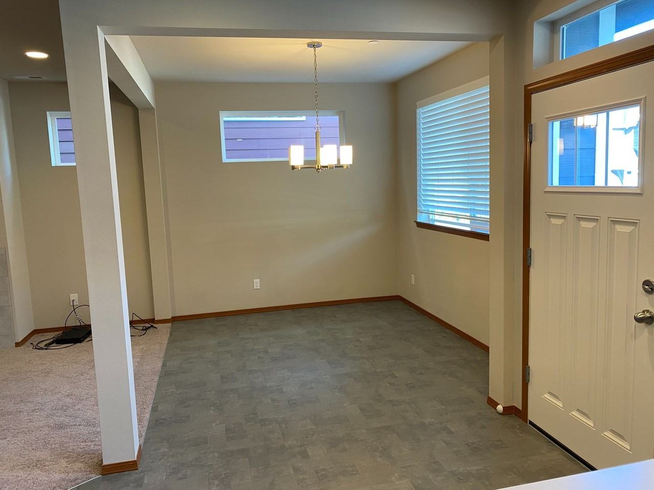 2531 Filbert Ave - Photo 3 of 24