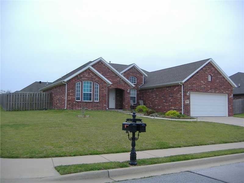 350 Beasley Dr - Photo 3 of 19