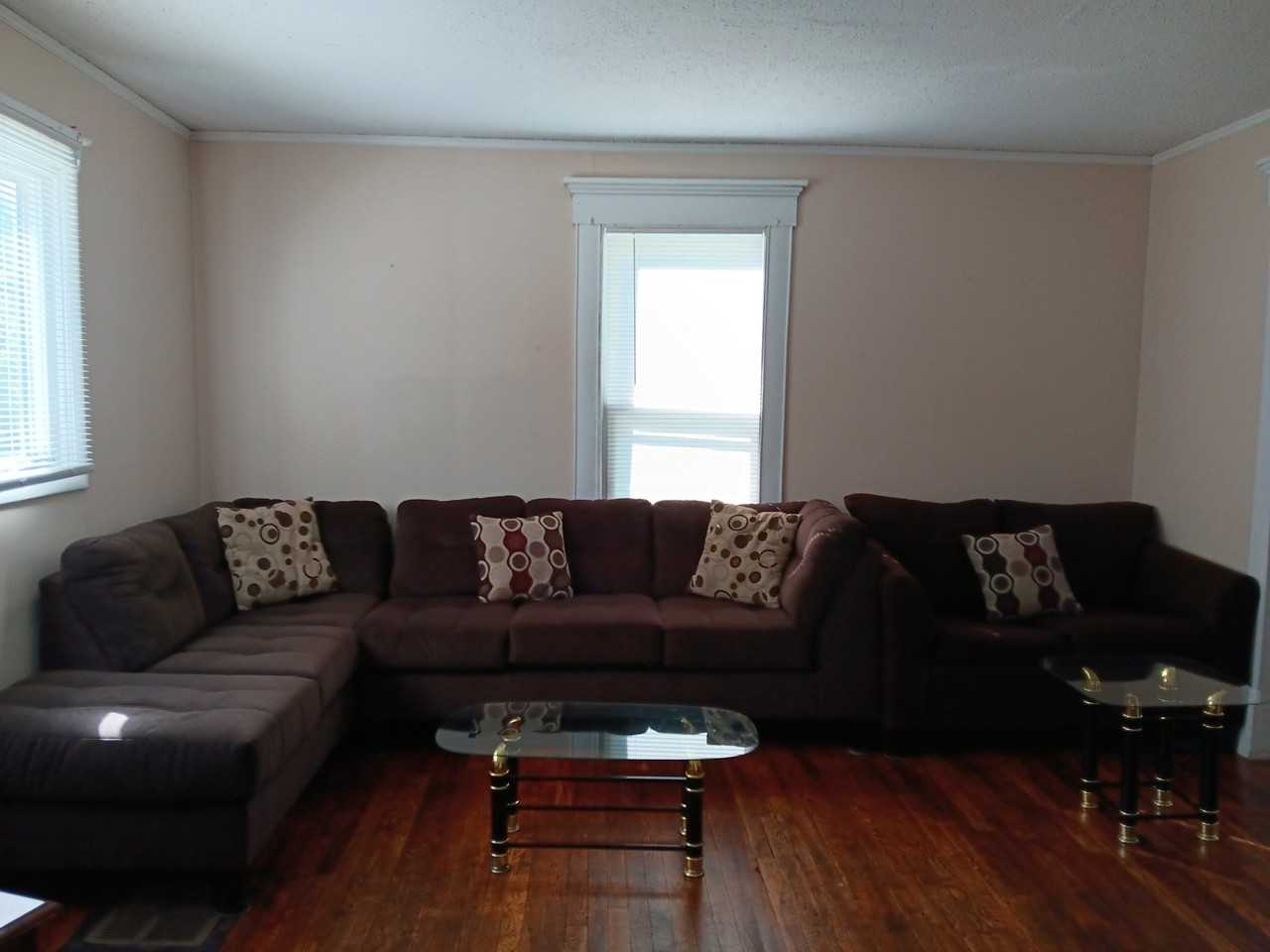 18 Harrington Ave - Photo 2 of 11