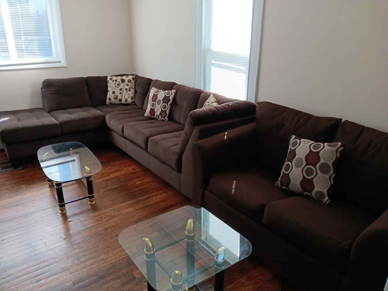 18 Harrington Ave - Photo 3 of 11