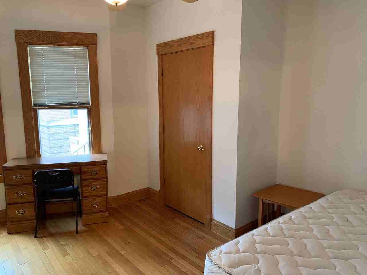 609 - Photo 4 of 25