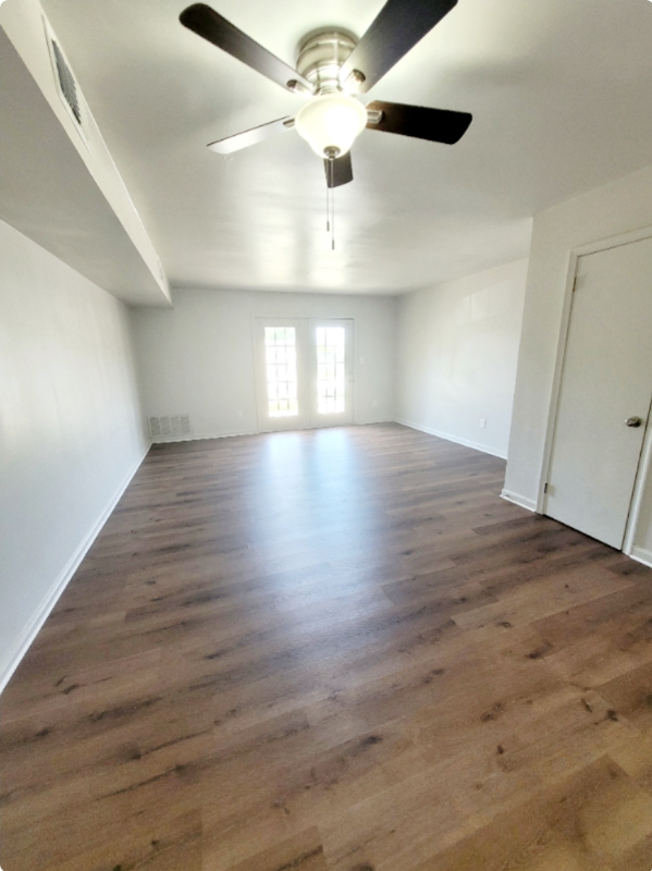 12 Bainbridge Ave #B - Photo 2 of 8